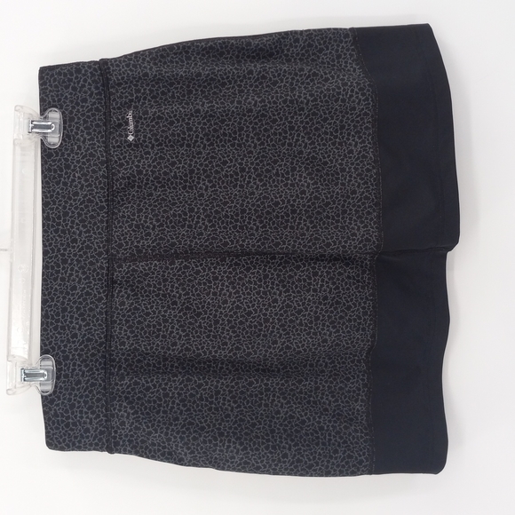 Columbia Mini Skirt Skort Contrasting Hem Tenis Athleisure Outdoor Size Medium - Picture 4 of 8